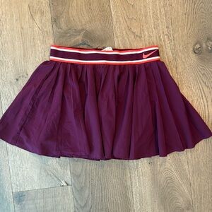 Nike tennis skirt size M